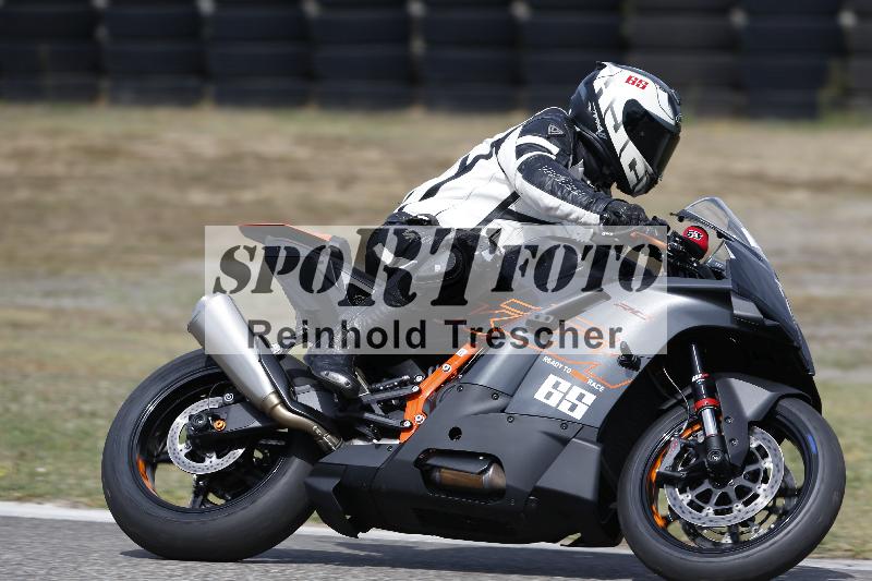 /37 09.08.2026  Pluess Motosport ADR/Freies Fahren/25